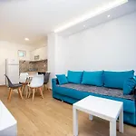 Newly Refurnished Apartment With Large Garden