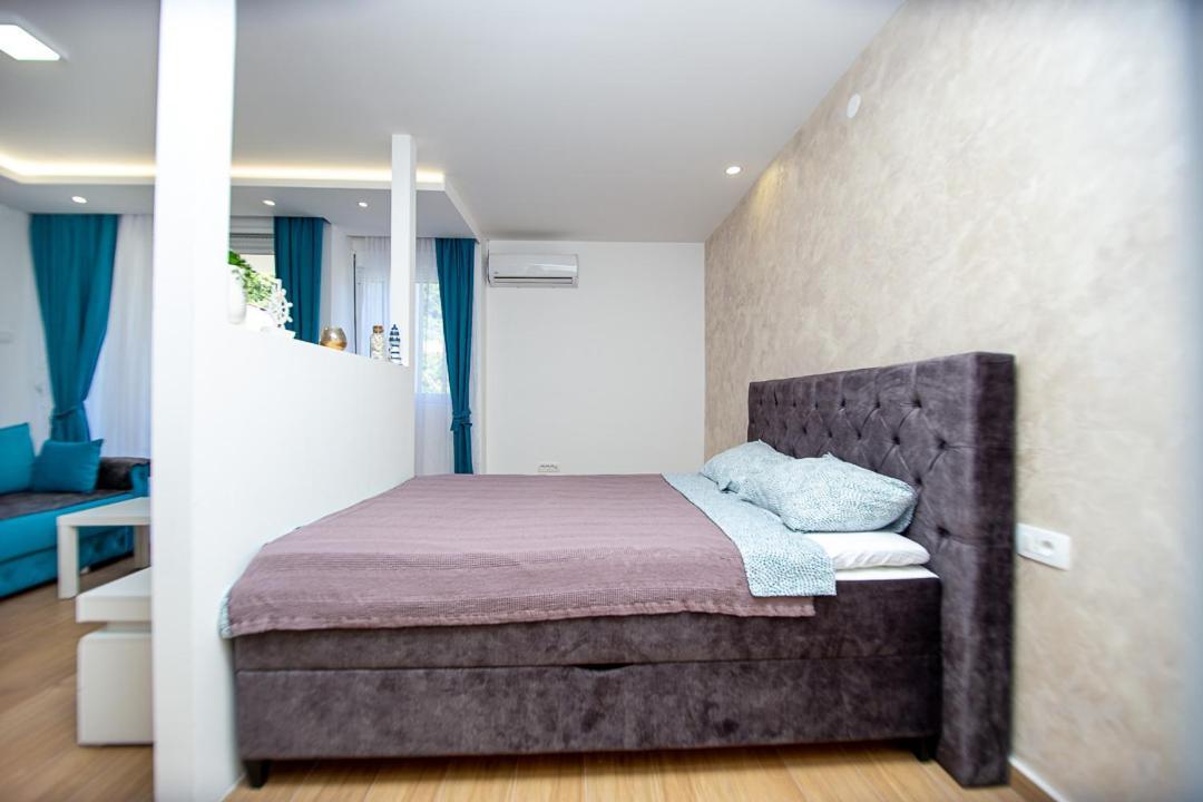 Newly Refurnished With Large Garden *